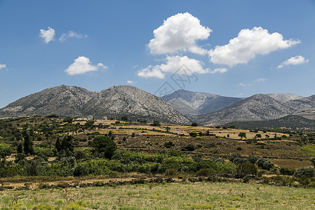 草原 山地和蓝天空的希腊面貌太阳阳光季节天空风景岩石地平线旅行场地全景图片