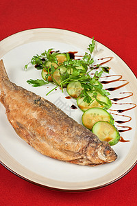炸炒鱼午餐烹饪盘子油炸食物柠檬小吃海鲜餐厅沙拉图片