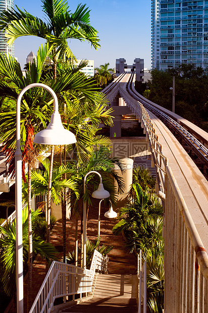 迈阿密市中心外观旅游摄影铁轨运输火车站路灯楼梯结构目的地图片