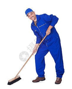 快乐的清扫运动地板男性衣领工作工作服微笑服务男人垃圾安全扫帚图片