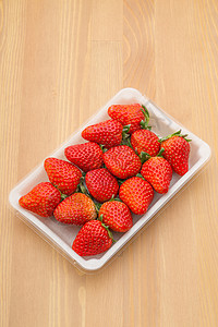 包装的草莓图片