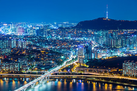 首尔市夜间都市景观市中心城市住宅建筑学通道场景风景反射图片