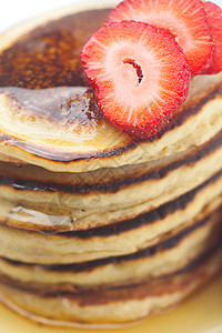 薄煎饼 蜂蜜和草莓食物甜点早餐饼子蛋糕小吃美食油炸营养水果图片