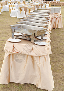 可供使用的空自助餐盘烹饪拼盘托盘早餐餐厅婚礼餐饮酒店宴会服务图片