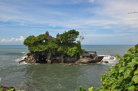 印度尼西亚巴厘岛热带建筑传统寺庙纪念碑文化海浪天空吸引力建筑学图片