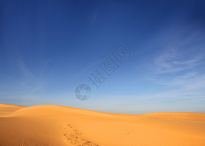 沙漠沙漠荒野沙漠沙丘场景橙子极端地区天空风光全景图片