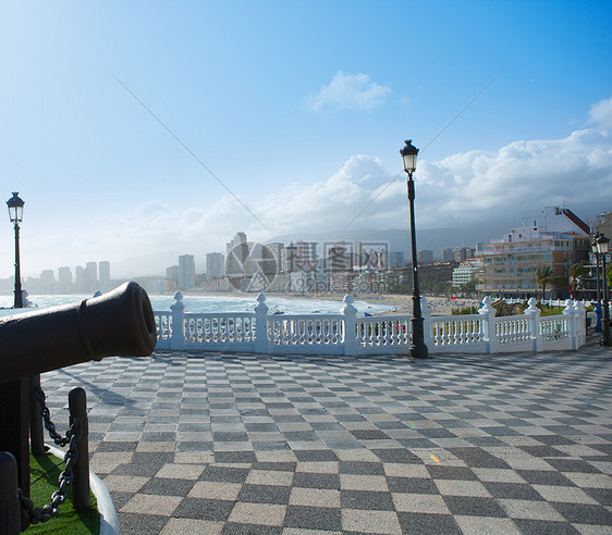 白巴勒斯贸易中地中海海洋的贝尼多尔姆湾城市天际海景天空假期地标酒店海岸线摩天大楼波浪图片