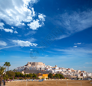 佩尼斯科拉城堡和Castellon西班牙人的海滩图片