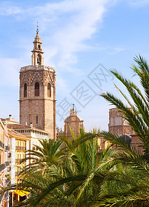 具有历史意义的巴伦西亚市中心和大教堂假期地标晴天历史性纪念碑天空建筑古董蓝色城市图片