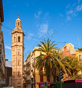 巴伦西亚-拉雷纳广场和圣卡塔琳娜教堂塔图片