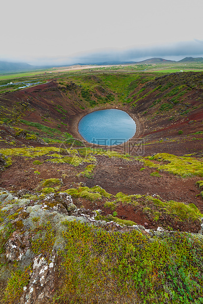 环圆火山口湖岩石爬坡衬套热点远足水池火山植物地质学旅游图片