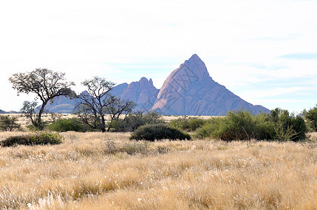纳米比亚Spitzkoppe砂岩天空戏剧性乡村风景纳米布孤独图片