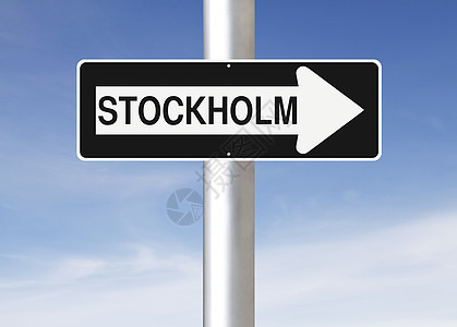 这条通往斯德哥尔摩的路蓝色城市路标首都天空指示牌单程图片