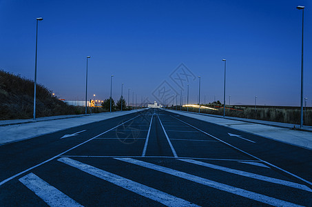 停车场天空建筑学建筑物建筑街道蓝色图片