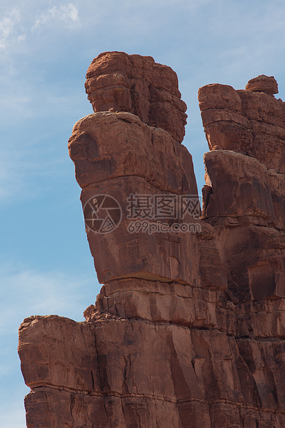 红岩形成神之河谷岩石色彩侵蚀地区纹理砂岩风景沙漠荒野悬崖图片