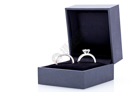 两个银环优雅的珠宝盒戒指恋情配饰盒装誓言首饰礼物情怀白金新娘背景图片
