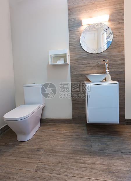 室内现代化 有圆镜的卫生间厕所图片