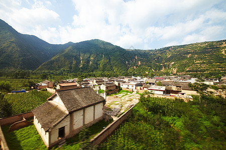 中国外衣风景绿色运动乡村蓝色农场旅游农村房子爬坡天空图片