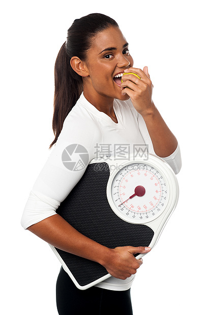 每天一个苹果让医生远离闲暇活力饮食侧姿女孩女性减肥机器混血重量图片