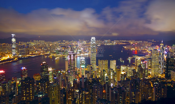 香港之夜 阿西亚的现代城市地标建筑建造日落景观旅游玻璃天空摩天大楼反射图片