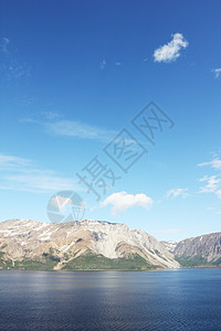 Fjord和山山蓝色太阳旅行海岸全景丘陵岩石海岸线峡湾海洋图片