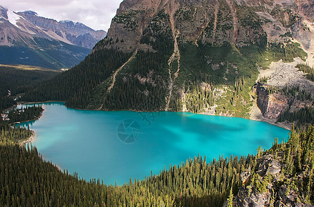 加拿大不列颠哥伦比亚省约霍国家公园奥哈拉湖荒野风景高原蓝色国家松树冰川反射森林高山图片