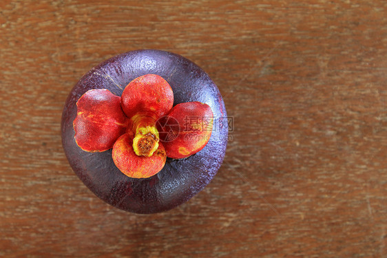 新鲜芒果水果木头甜点山竹农业紫色热带食物图片