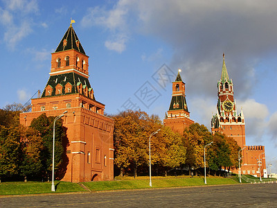 克里姆林宫墙和斯帕斯斯卡雅塔 俄罗斯莫斯科天际宗教教会纪念碑堡垒风景蓝色游客全景建筑学图片