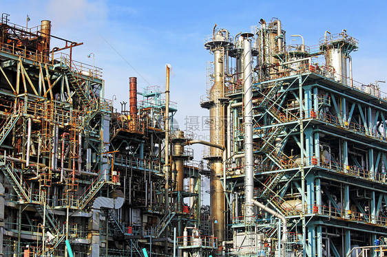 工业综合体炼油厂矿物天空工程管子建筑管道技术植物工厂图片