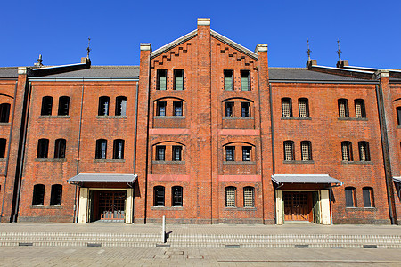 红砖仓库窗户历史建筑城市红色旅行建筑学历史性场景天空图片