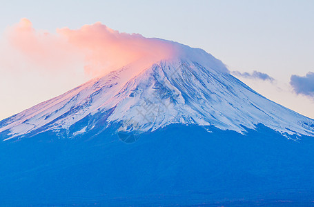 日出时藤山天空阳光火山日落晴天云景公吨爬坡天际地标图片