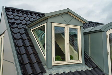 现代垂直屋顶窗户防风雨绝缘住宅房子黑色建筑学装修框架玻璃建筑图片