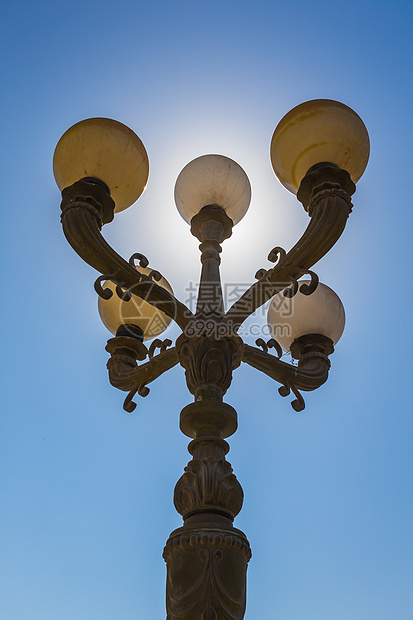 迪拜市的阿拉伯街道灯笼建筑学文化艺术金属街道路灯灯泡玻璃图片