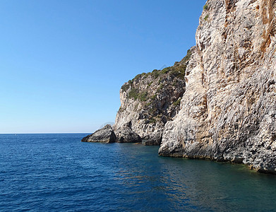 沿海岩石地平线晴天风景海洋天空海滩蓝色海岸线海景山脉图片