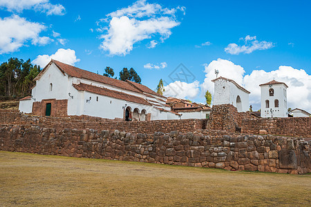 秘鲁安第斯秘鲁州Cuzco市Chincheros镇旅行教会考古学废墟宗教地方目的地考古山脉地标图片