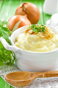 土豆泥状物黄油桌子美食木头牛奶沙锅餐厅平底锅食物图片