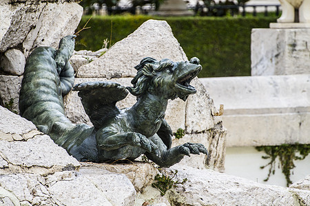 西班牙马德里阿兰朱兹宫神泉喷泉 西班牙马德里历史旅游博物馆贵族石头城堡地标房子文化正方形图片