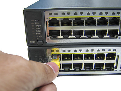 与服务器连接的Eepernet电缆路由器电脑插座交通网络纤维数据安全插头中心图片