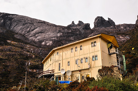 在Kinabalu山上徒步旅行建筑吸引力蓝色购物天空公园双胞胎城市瓜拉地标图片