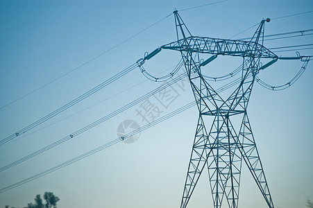 高压电线电气线条线路活力桅杆电压金属高压线动力塔电源线背景图片