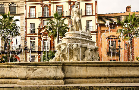 西班牙塞维利亚不老泉的雕塑背景图片
