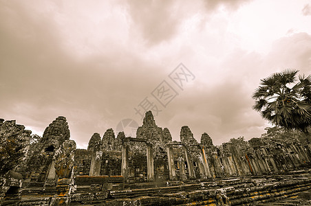 柬埔寨暹粒的和Angkor Wat高棉建筑群高棉语岩石历史宗教古董寺庙蓝色收获文化雕像图片
