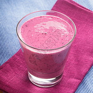 蓝莓冰雪果汁饮料酸奶粉色食物水果覆盆子早餐奶油玻璃图片