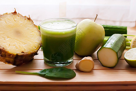 健康绿色脱毒汁叶子柠檬玻璃薄荷养分活力黄瓜饮食饮料水果图片