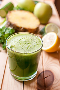 健康绿色脱毒汁活力饮料芹菜食物菠萝菠菜养分蔬菜柠檬叶子图片