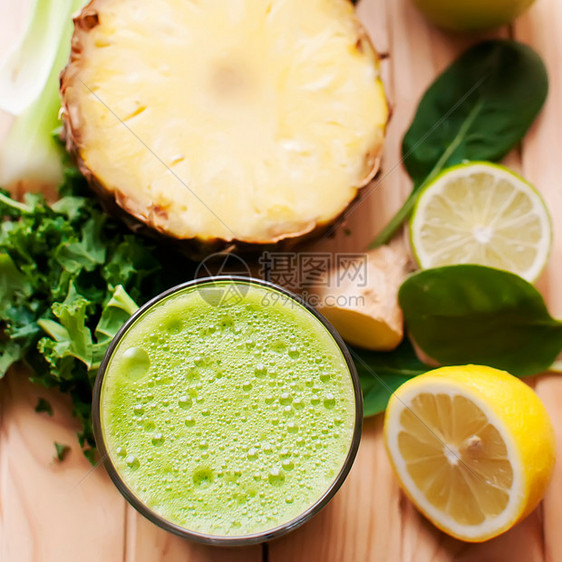 健康绿色脱毒汁营养奶昔养分桌子黄瓜菠菜薄荷菠萝饮料活力图片