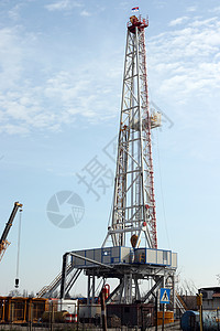 钻井钻机重油行业平台技术活力场地机器工业钻机蓝色气体勘探图片