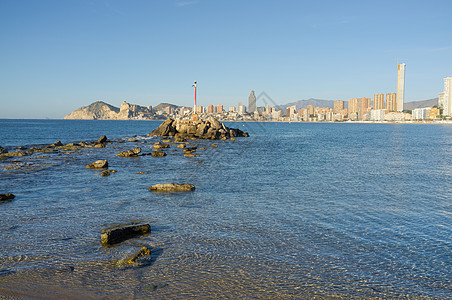 贝尼多尔姆天线摩天大楼水平晴天天际海岸旅游阳光海滩假期灯塔图片