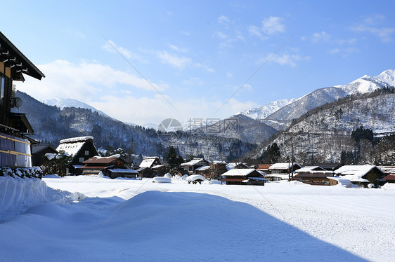 日本吉福白川戈运河村庄瀑布历史地标遗产小屋合掌房子世界遗产图片