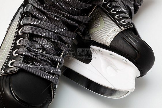 现代黑冰鞋皮革塑料白色行动休闲黑色鞋带活动蕾丝剃刀图片